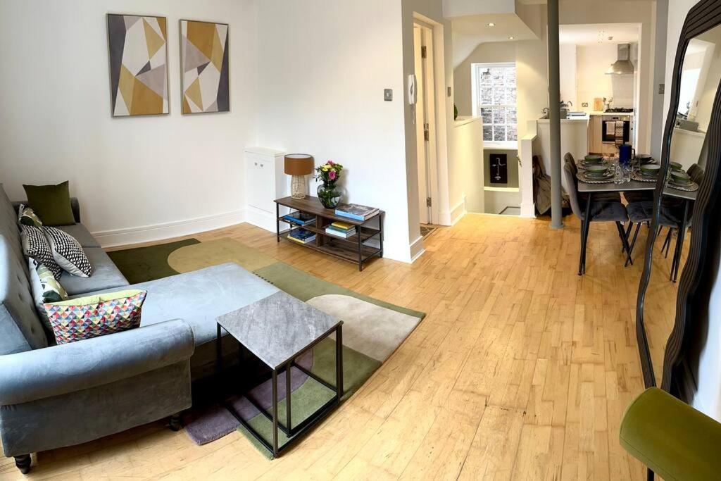 The Quirky Quarter- 2Bedrooms Apartment Liverpool Dış mekan fotoğraf