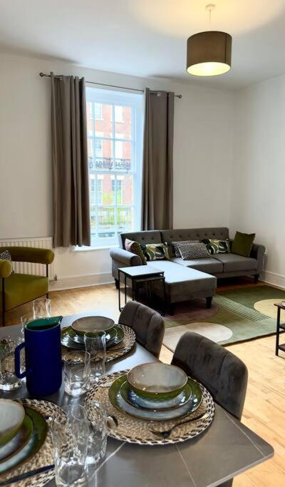 The Quirky Quarter- 2Bedrooms Apartment Liverpool Dış mekan fotoğraf